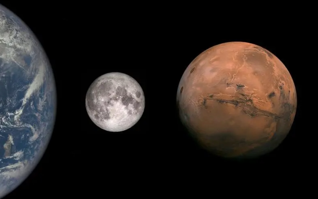 #752: Should We Go to the Moon or Mars Next?